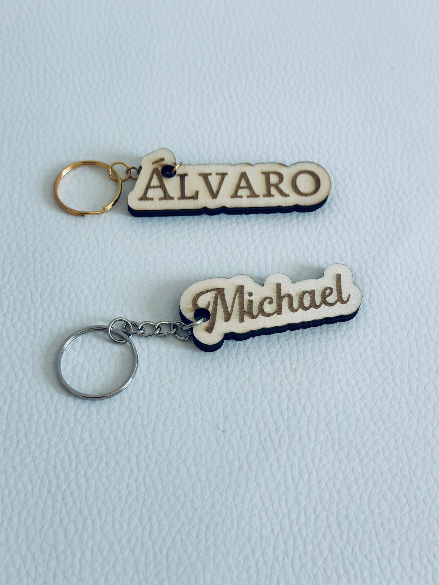Llavero nombre (madera)
